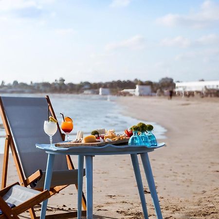 Palm Beach Hotel 아코 외부 사진
