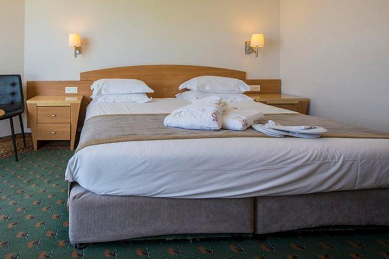 Palm Beach Hotel 아코 외부 사진