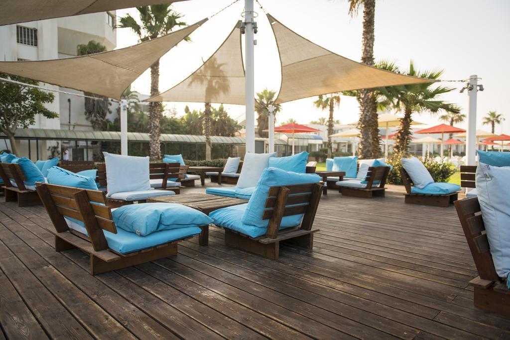 Palm Beach Hotel 아코 외부 사진