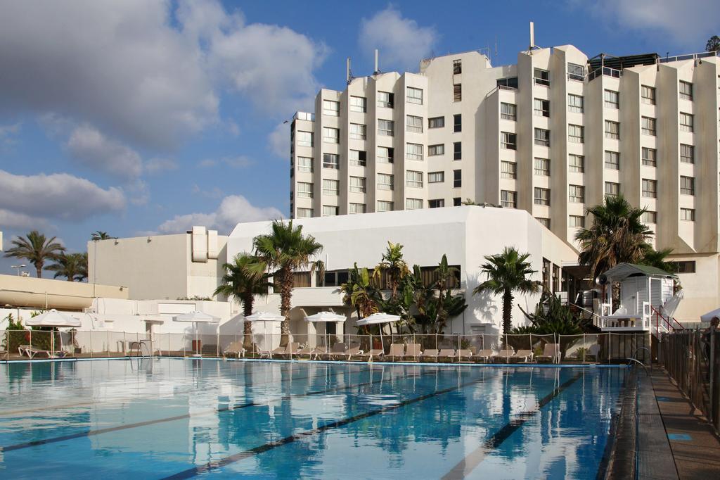 Palm Beach Hotel 아코 외부 사진